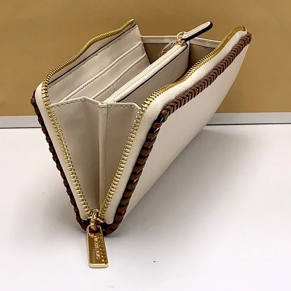 MICHAEL KORS Medium Front Pocket Shoulder Chain Tote & THREE QUARTER ZIP WALLET - Picture 8 of 16